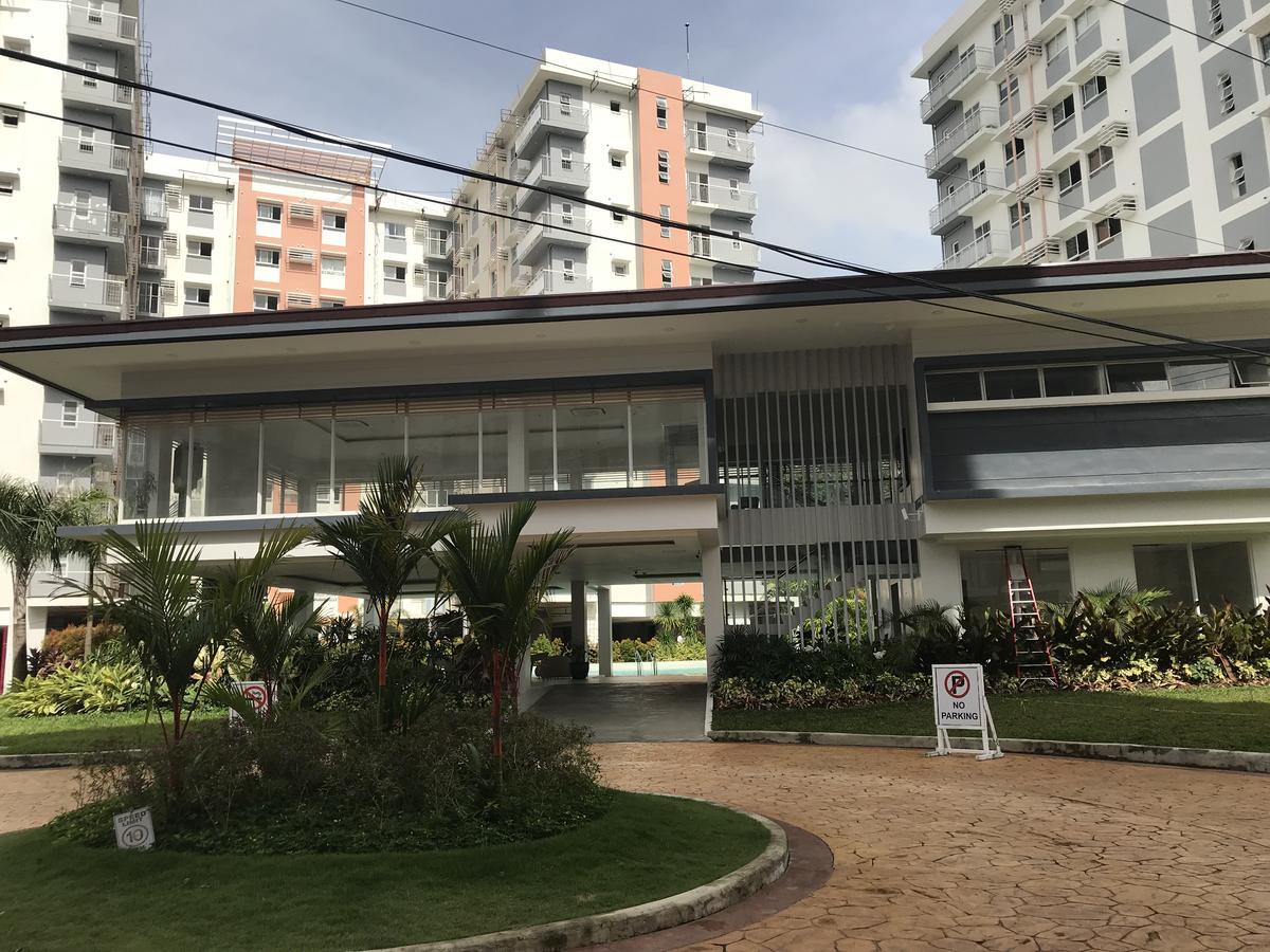 Mivesa Garden Residences By Cec Cebu Bagian luar foto